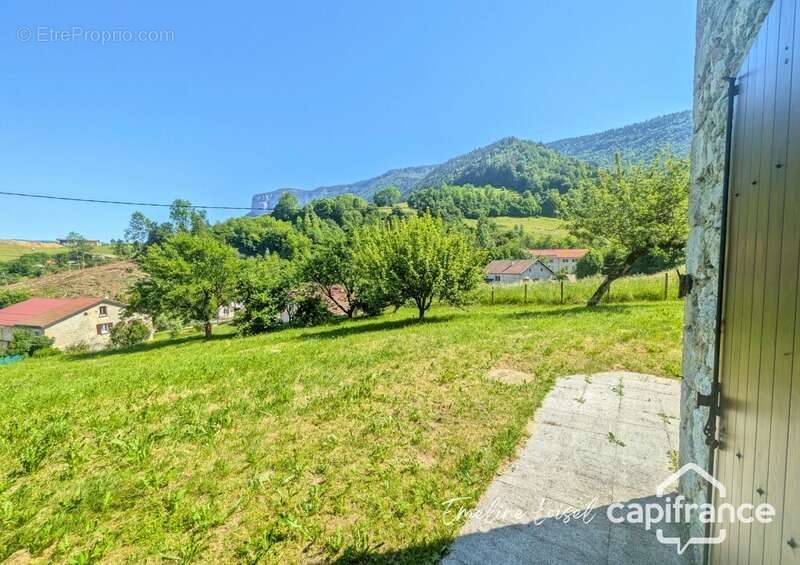 Maison en pierre de 164 m2 - 5 chambres - Jardin arboré et dépendances - Saint Martin en Vercors (26420) - photo 23