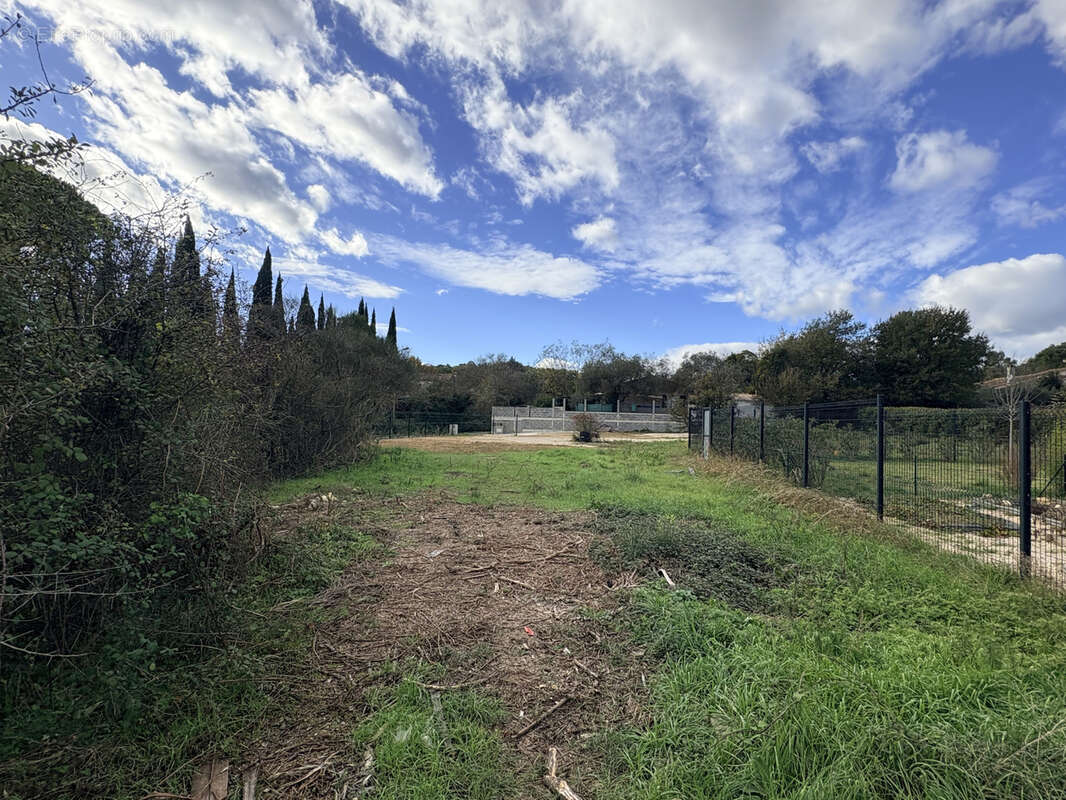 Terrain à SAINT-GENIES-DE-MALGOIRES