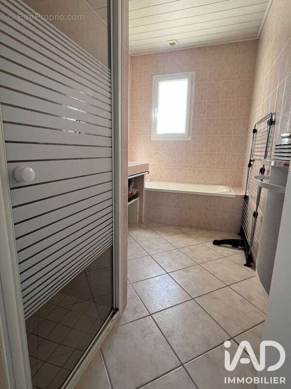 Maison 90 m² à Grosbreuil  - photo 8