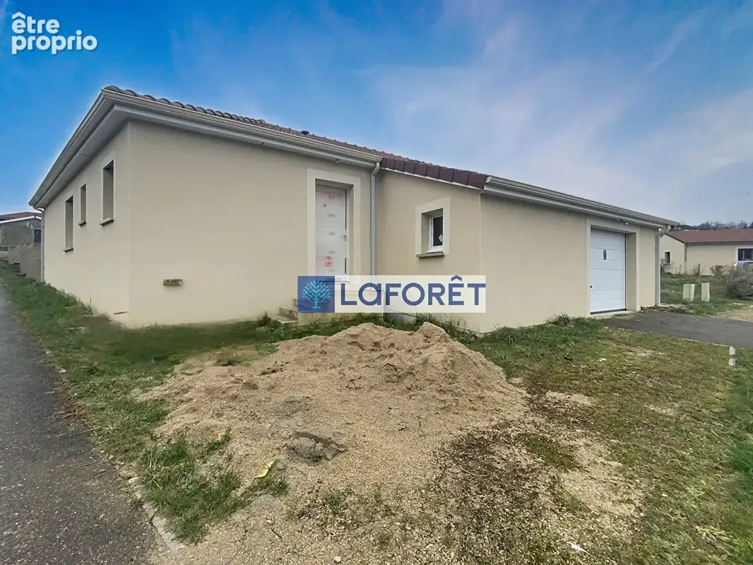 Maison L'isle-en-rigault 5 pièce(s) 101.05 m2 - photo 2