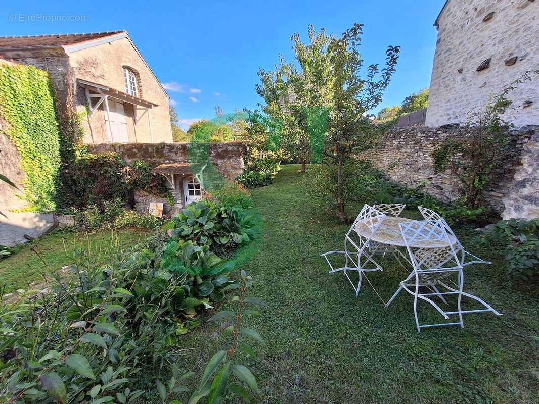 Maison à MAGNY-EN-VEXIN