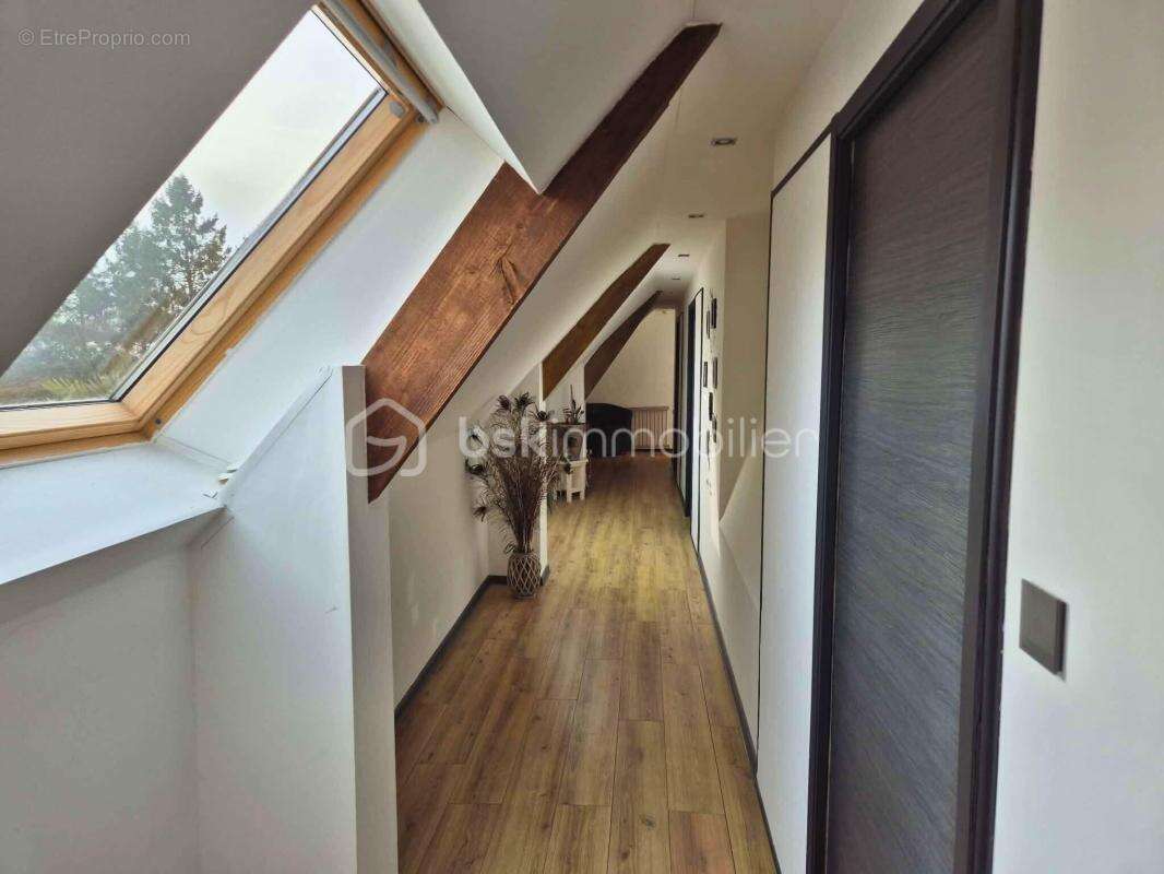 Longère rénovée clé en main – 170 m² – 4 100 m² de terrain – Citerne – Idéale grande famille / gîte / maison d’hôtes – 235 000 € - photo 10