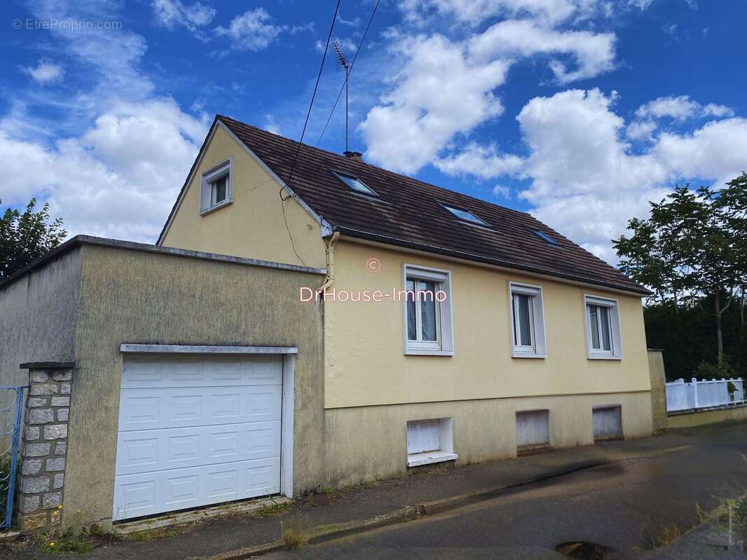 Maison 97 m² à Chartres  - photo 2