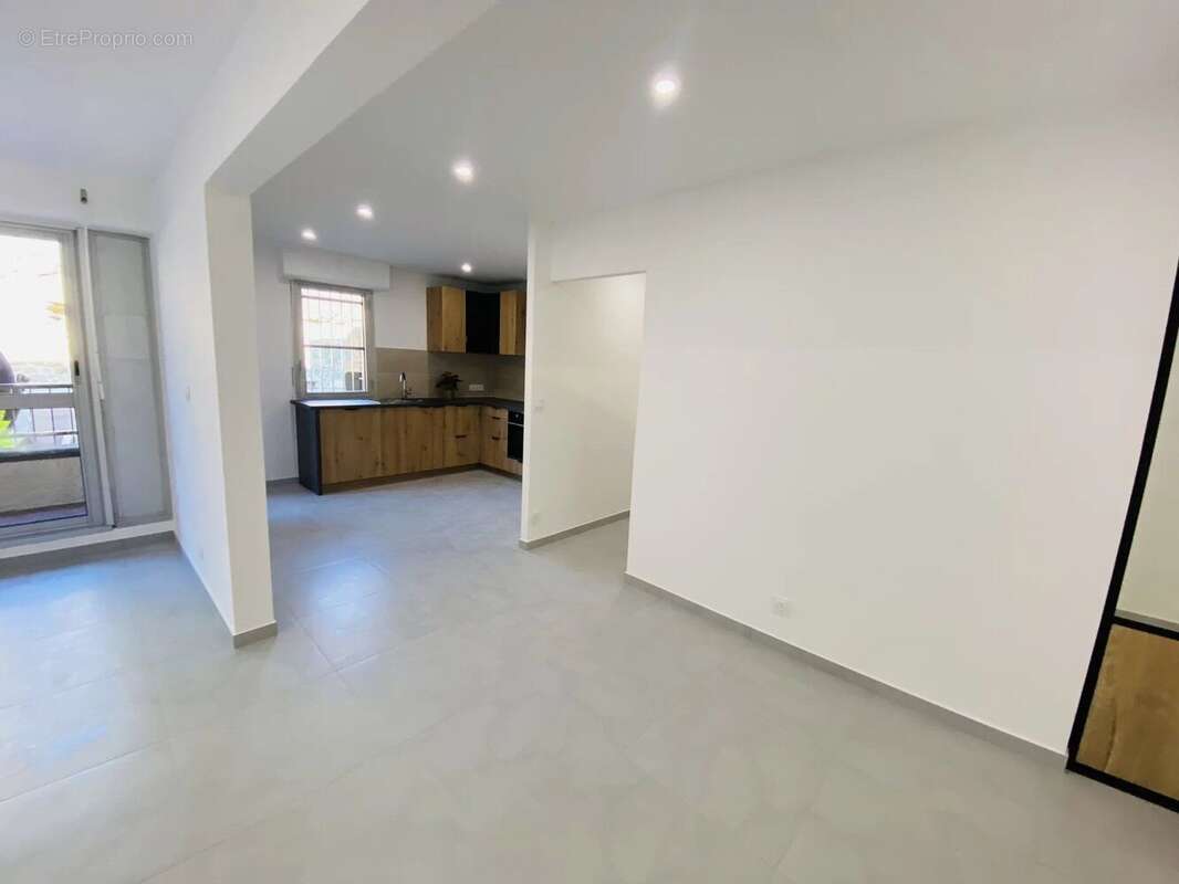 Appartement à SALON-DE-PROVENCE