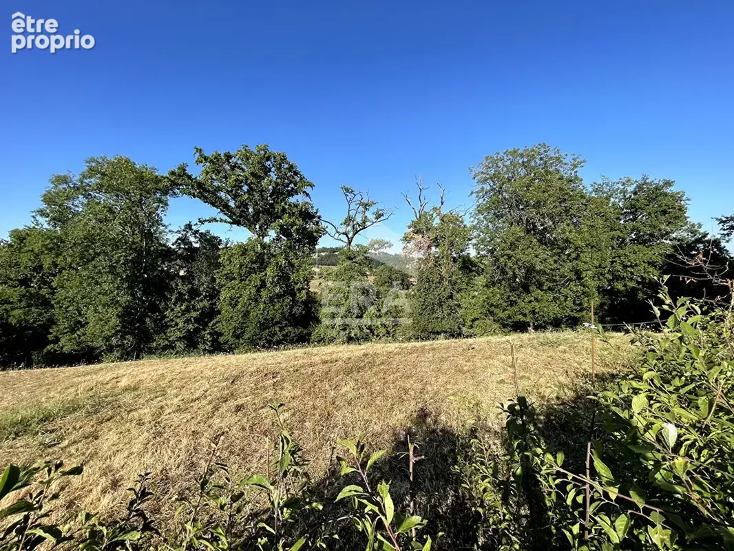 Terrain à BAGNAC-SUR-CELE
