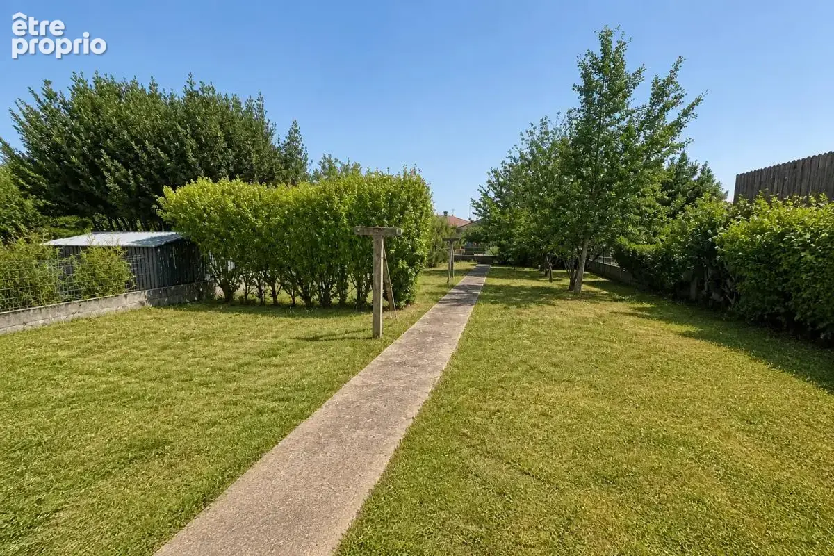 Maison de 5 pièces de 126 m² à Bourges - photo 10