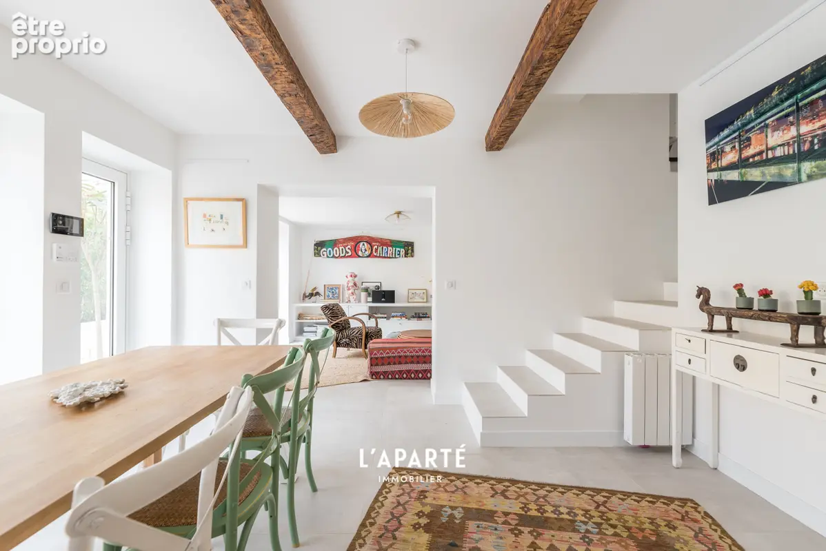 Maison VAUBAN T5 avec Grande Cour et Terrasse Marseille - photo 3