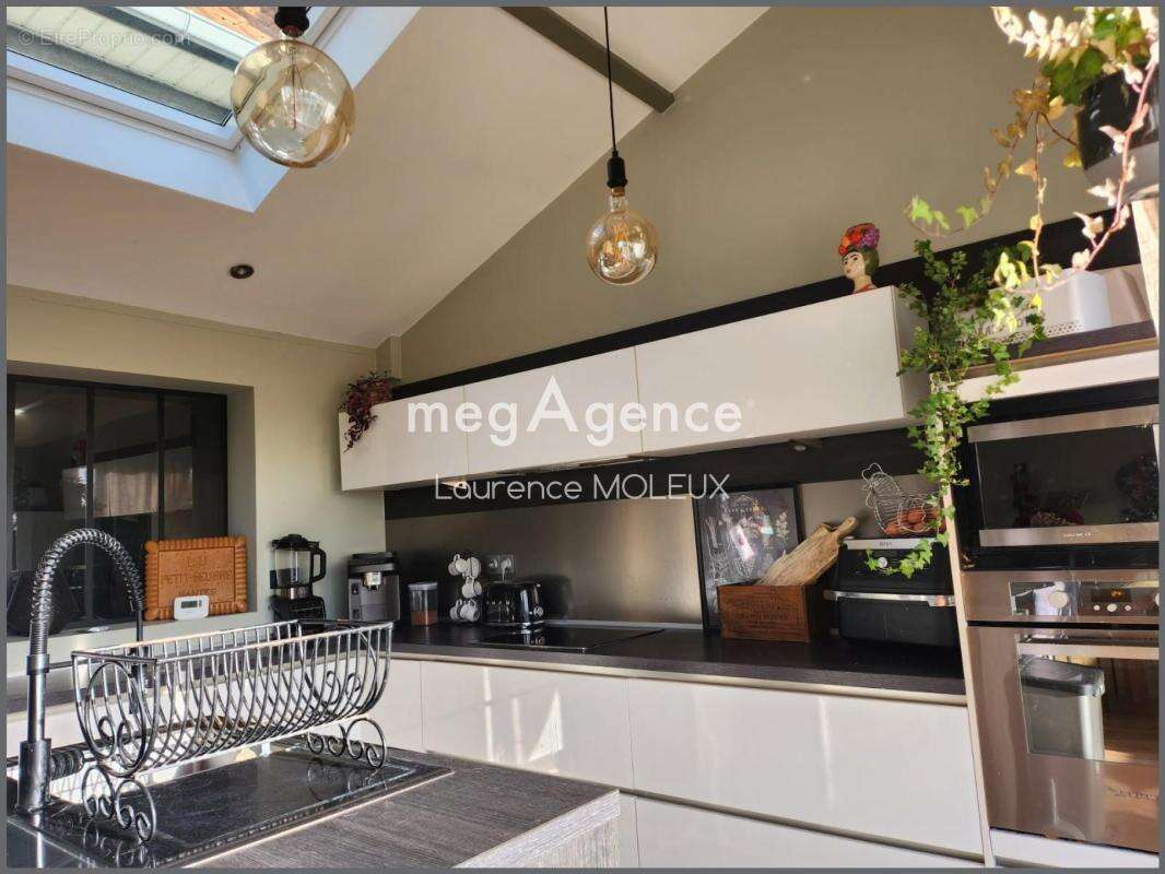 Maison à SAINT-MARTIN-BOULOGNE