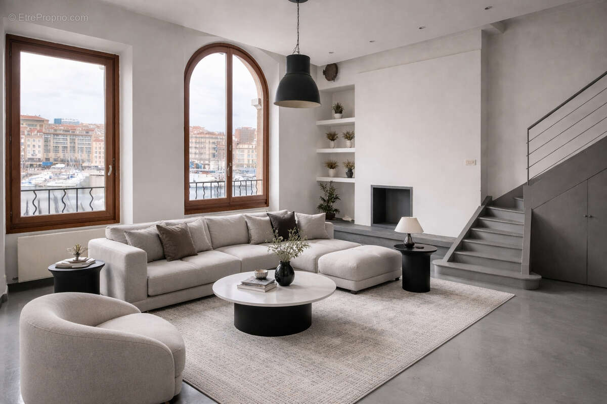 Appartement à MARSEILLE-1E