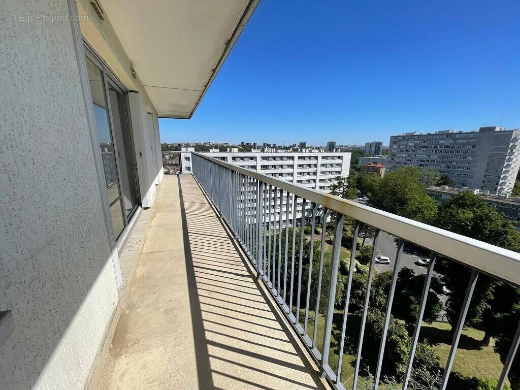 Appartement à MAISONS-ALFORT