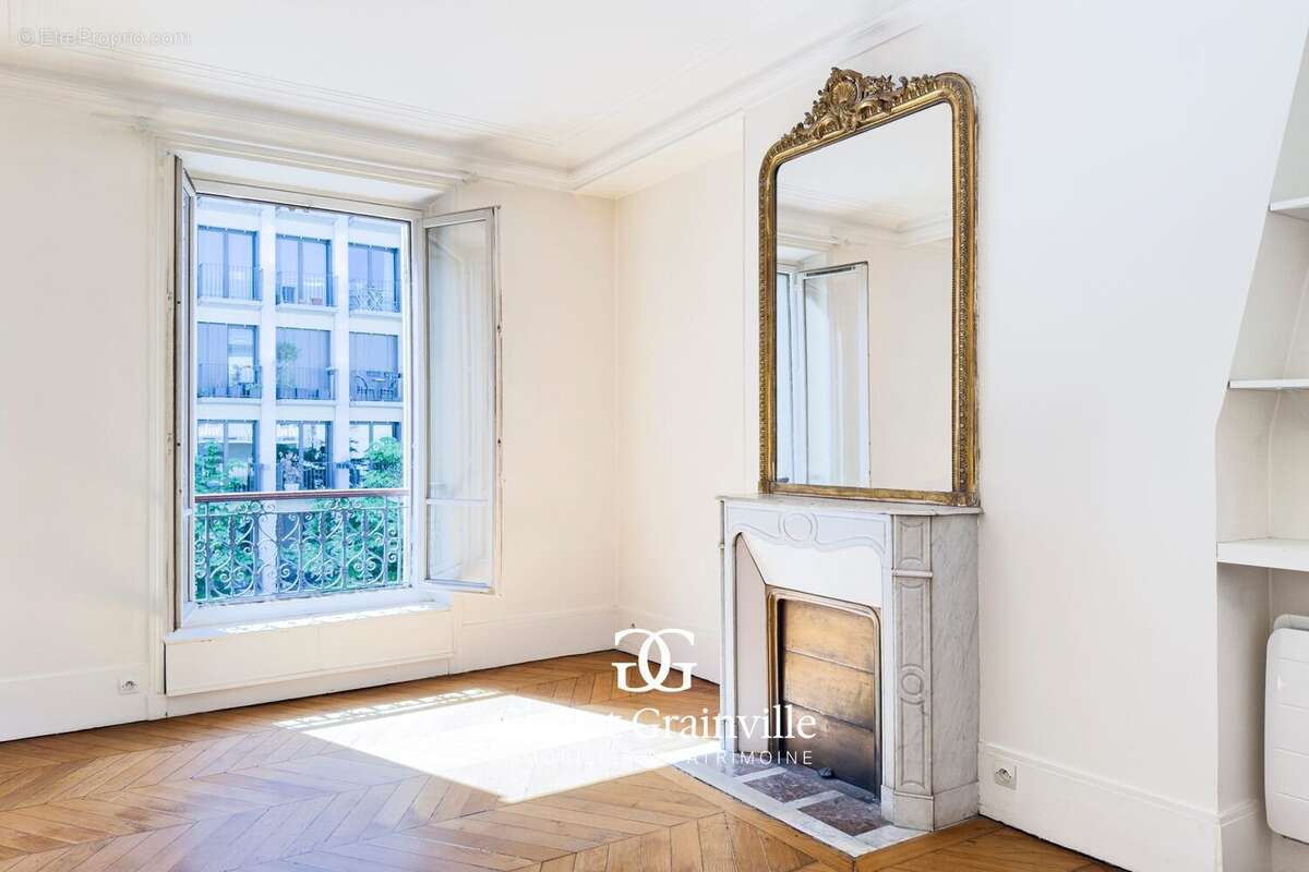 Appartement à PARIS-4E