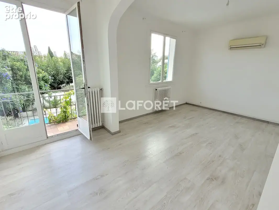 Maison Arles 4 pièce(s) 140 m2 - photo 7