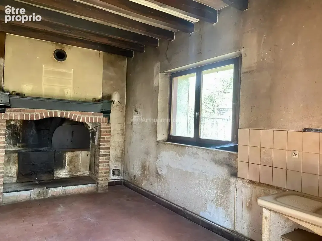Ancien corps de ferme sur 6 810 m2 de terrain - photo 7