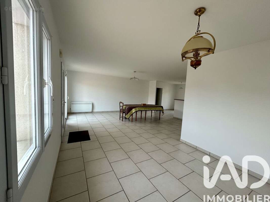 Photo 5 - Maison à BRAIN-SUR-ALLONNES