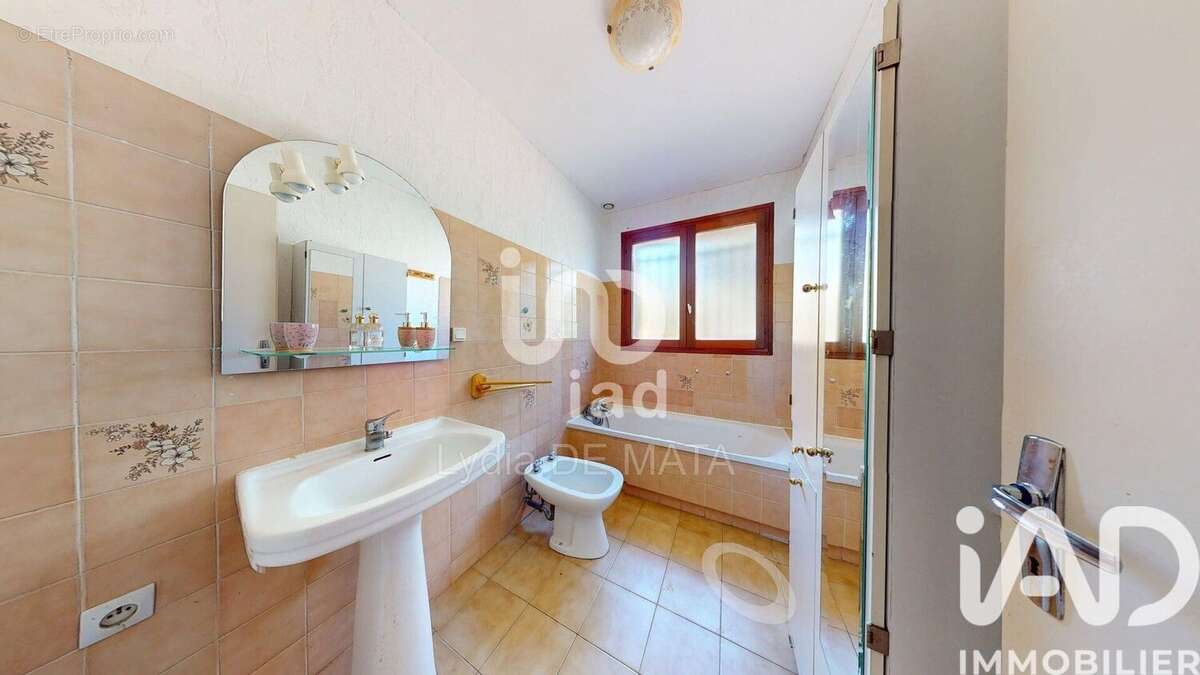 Photo 8 - Maison à LE GRES