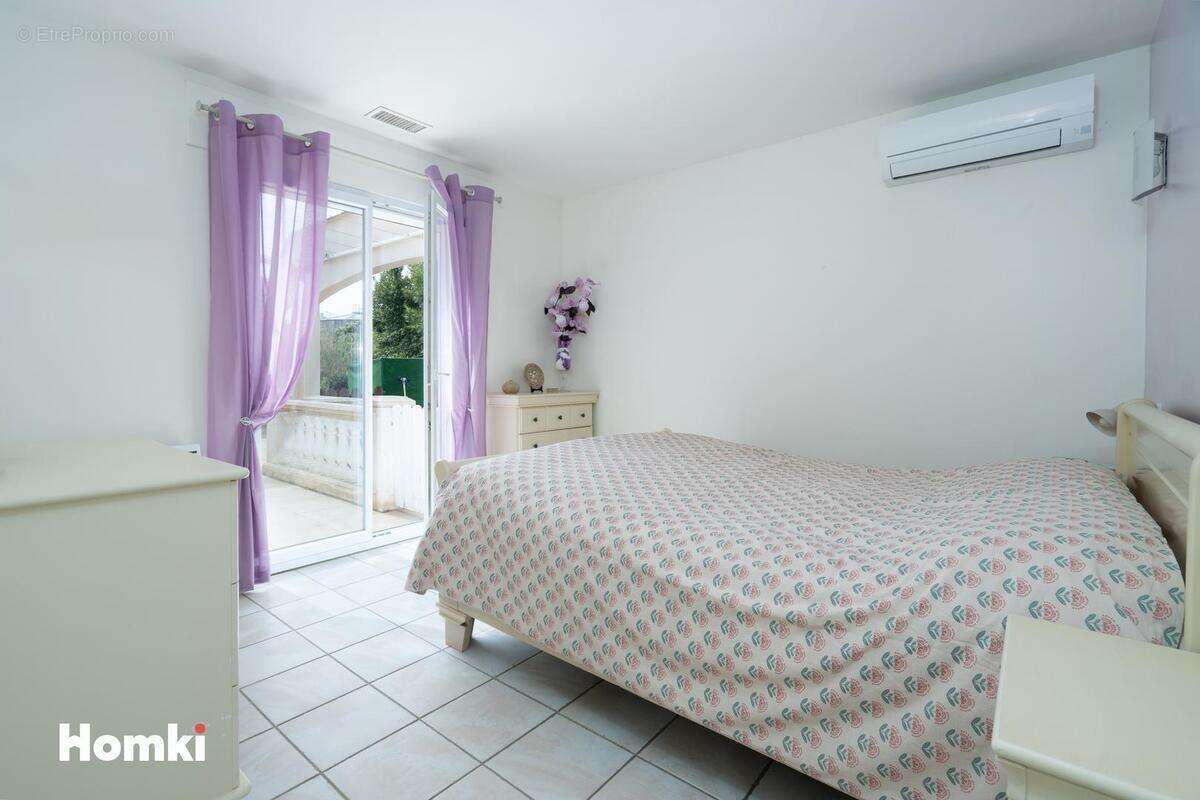 Maison à SAINT-THIBERY