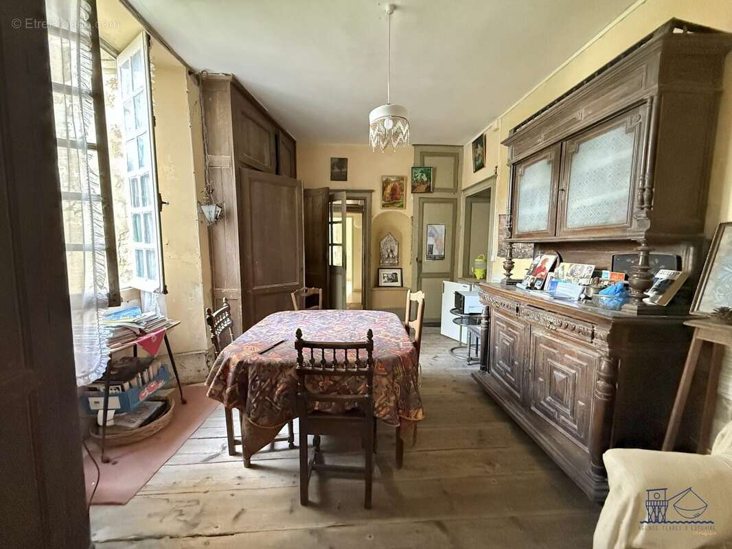 Maison à SAINT-FORT-SUR-GIRONDE