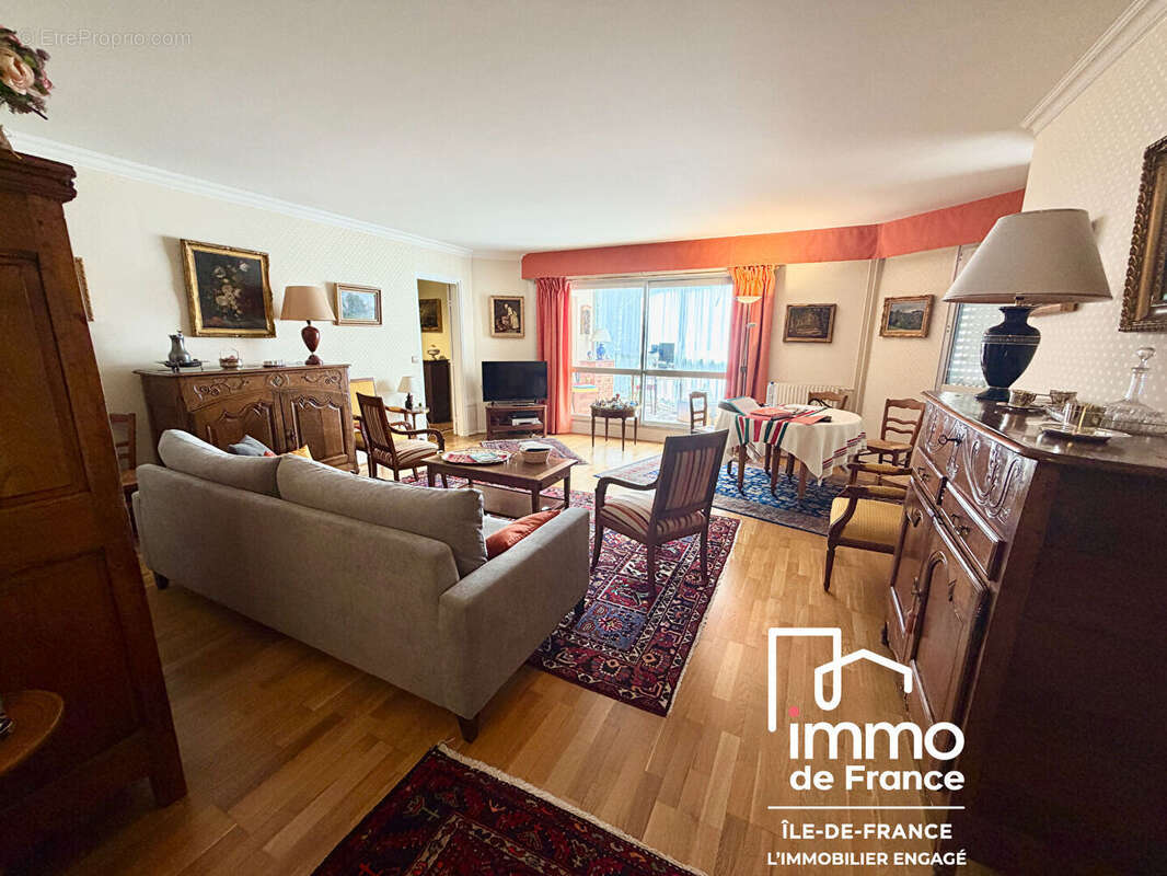 Appartement à LE CHESNAY