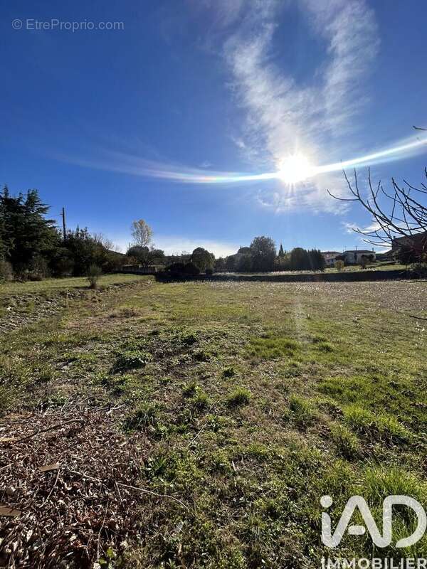 Photo 2 - Terrain à SAINT-JULIEN-LES-ROSIERS