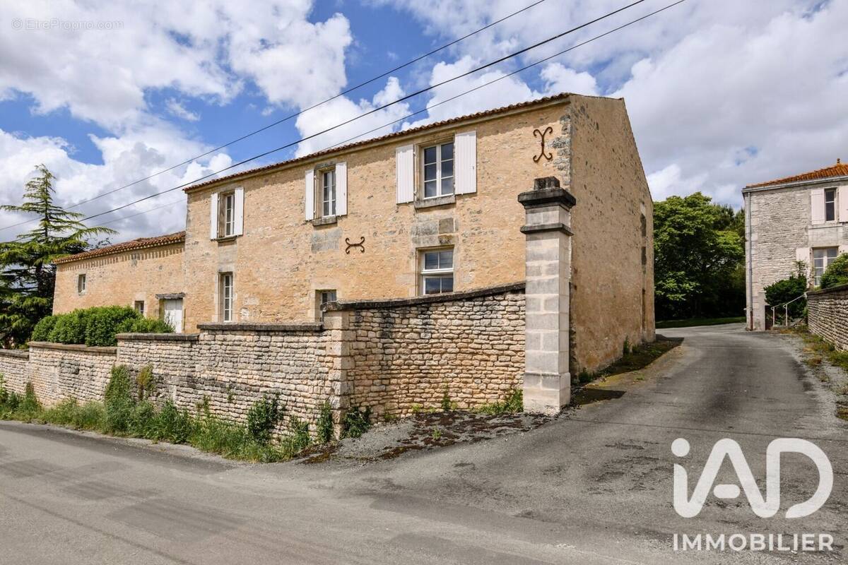 Photo 1 - Maison à NIEUL-SUR-L'AUTISE