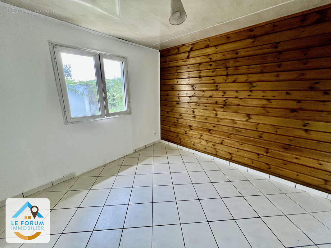 Tampon 97430 - villa de plain pied - fonctionnelle et lumineuse - cadre champetre - photo 5