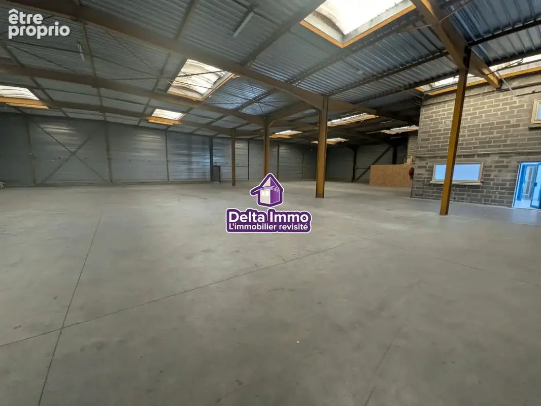 Commerce 1 410 m² à vendre à Evreux (27000) - photo 3
