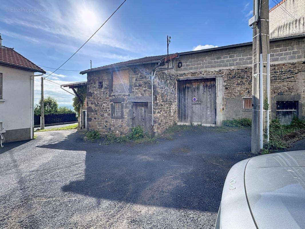 Maison à SAYAT