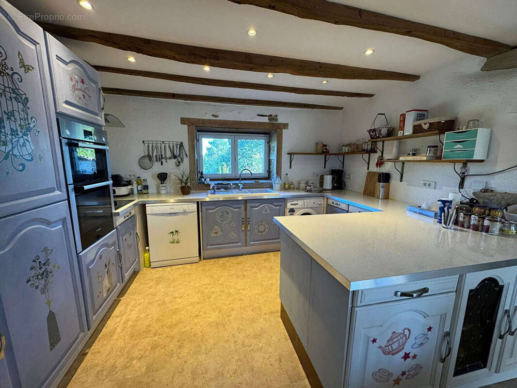 Maison à VILLEFAVARD