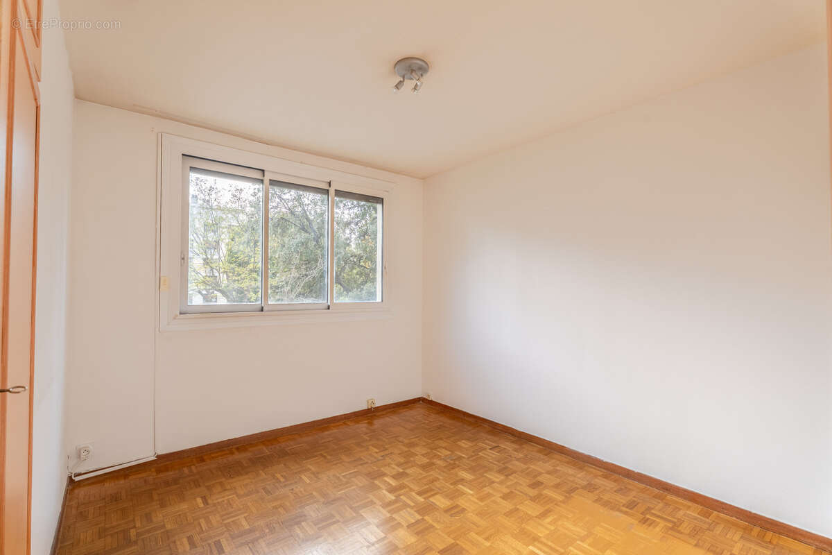 Appartement à MARSEILLE-9E