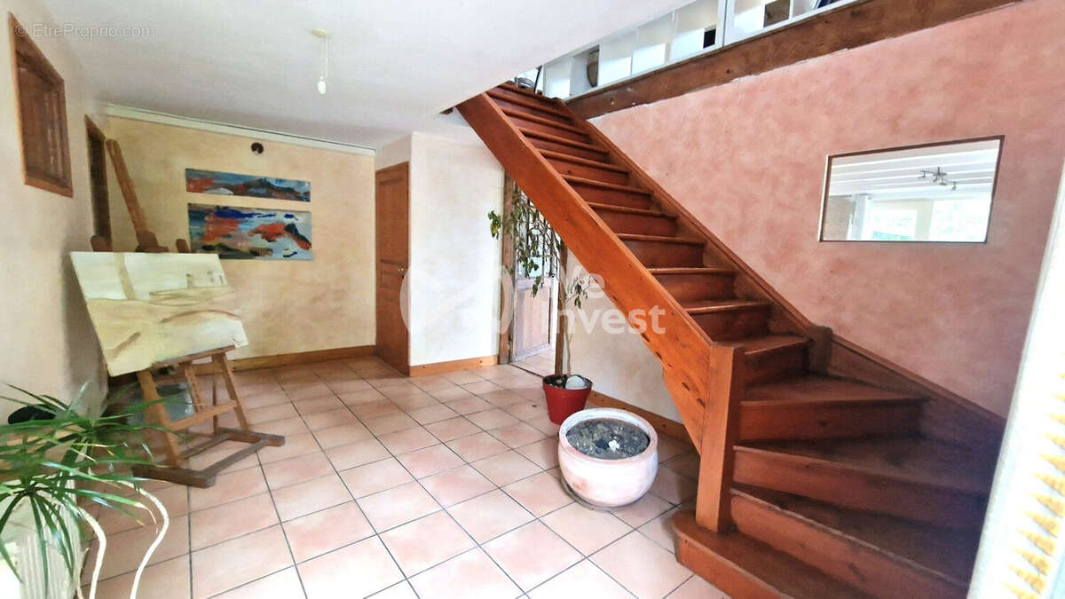 Maison 300 m² à Moissac  - photo 8