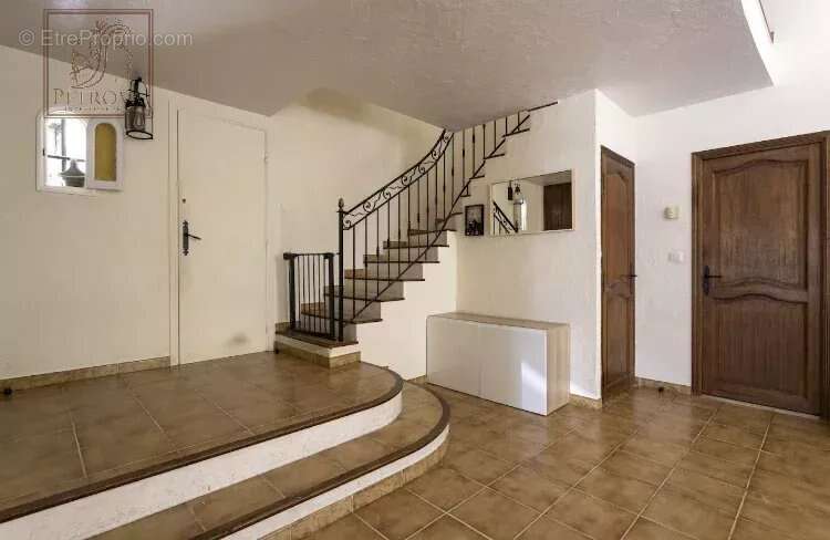 Maison à LA COLLE-SUR-LOUP