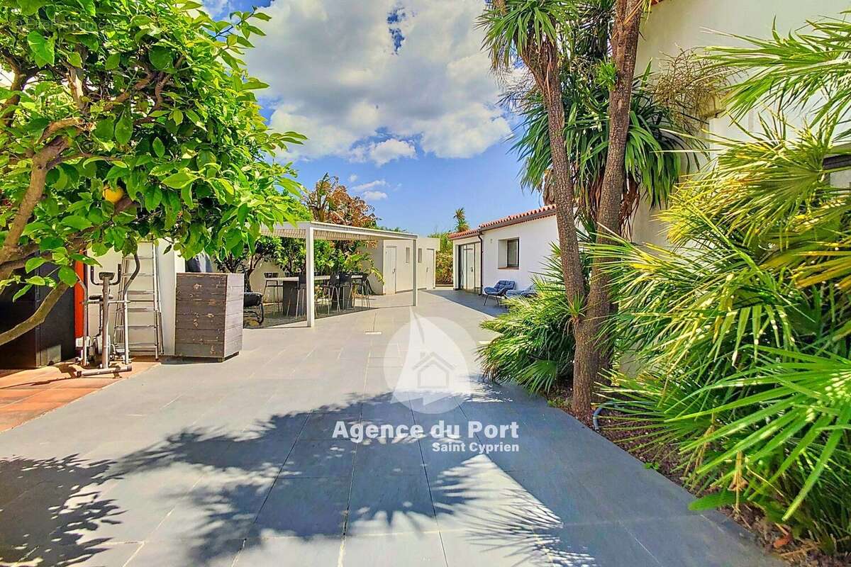 Maison à SAINT-CYPRIEN