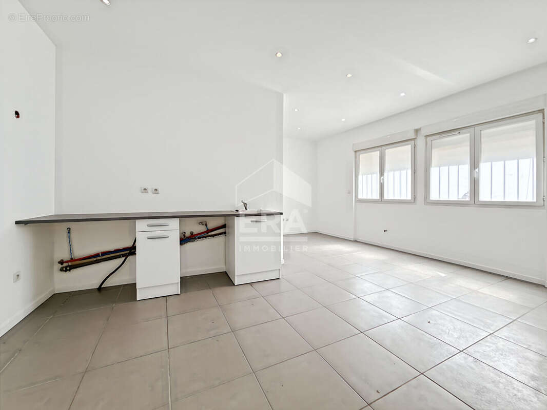 Appartement 41m² à marseille 4e arrondissement - photo 3