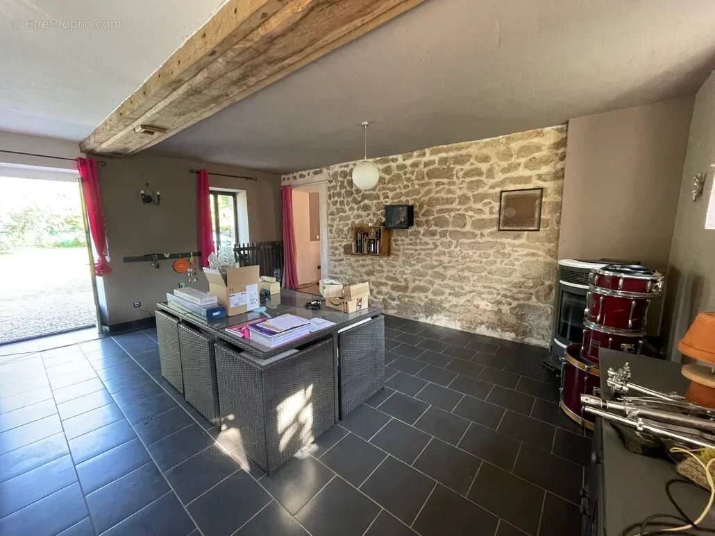Maison à MORTAGNE-AU-PERCHE
