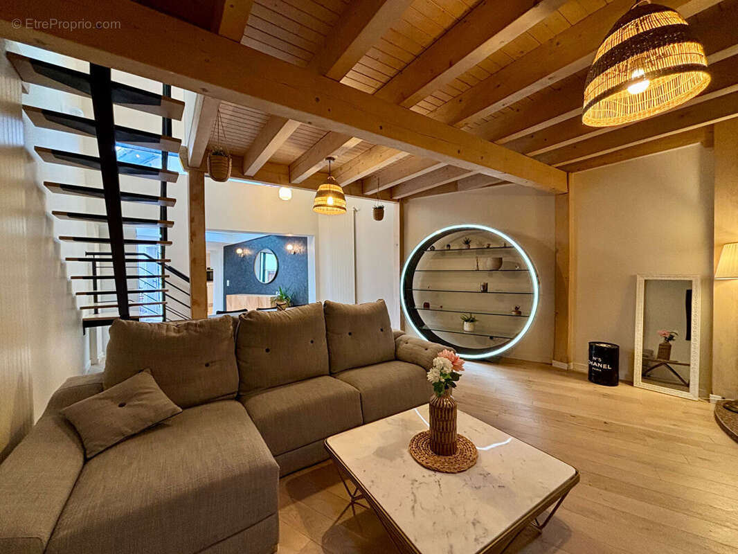 Duplex contemporain dans maison de village - photo 4
