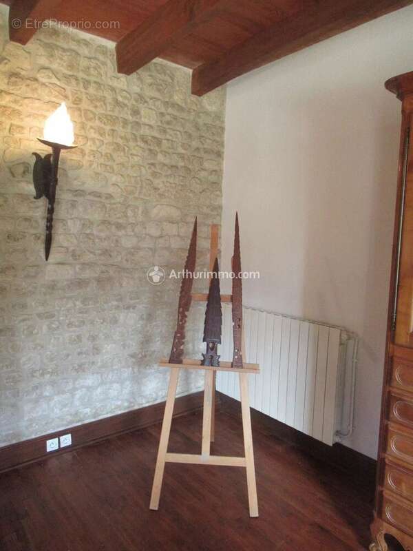 Maison à SAINT-MARTIN-DE-JUILLERS