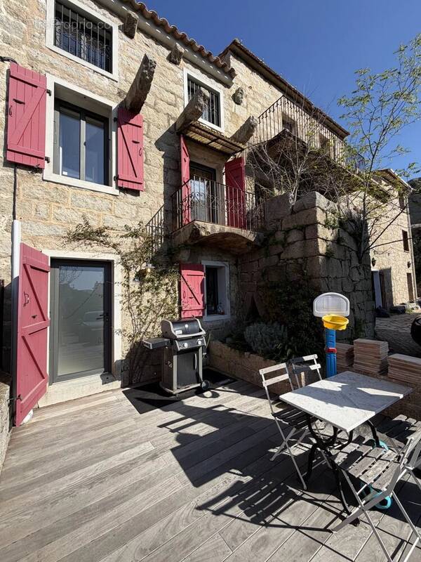 Appartement à SOTTA