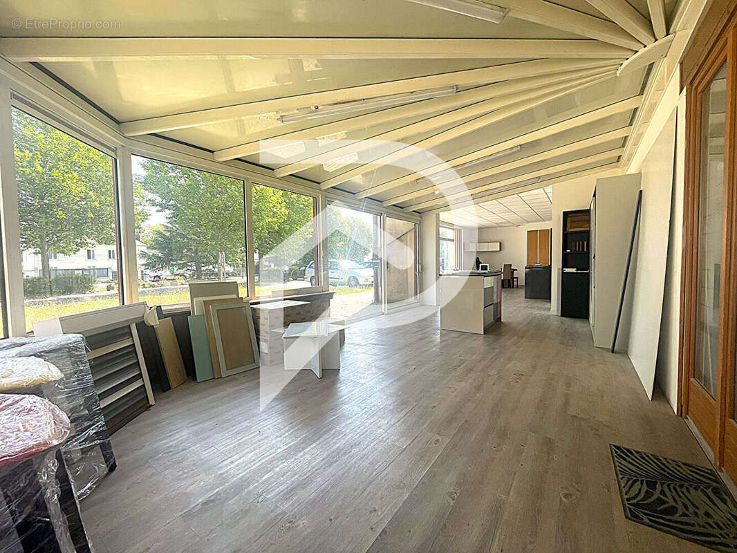 Commerce à SAINT-SOUPPLETS