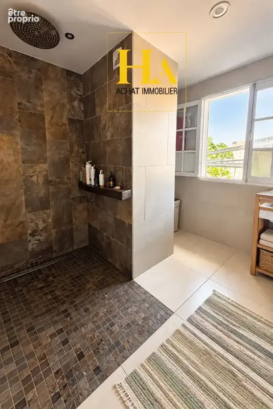 Maison + dépendance, La Riviere 6 pièces 211 m2  Vue mer ? Grand potentiel - photo 13