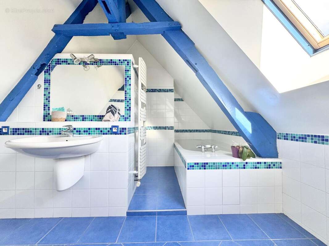 Photo 6 - Maison à ERNEE