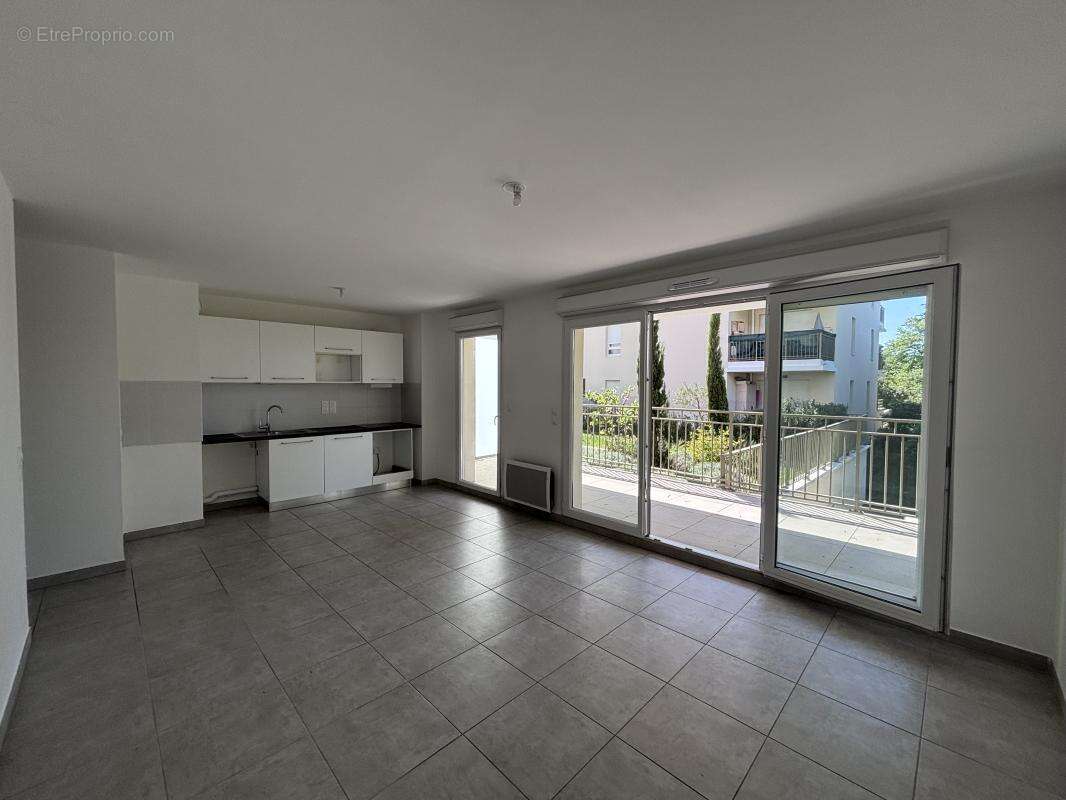 Appartement à MARSEILLE-9E