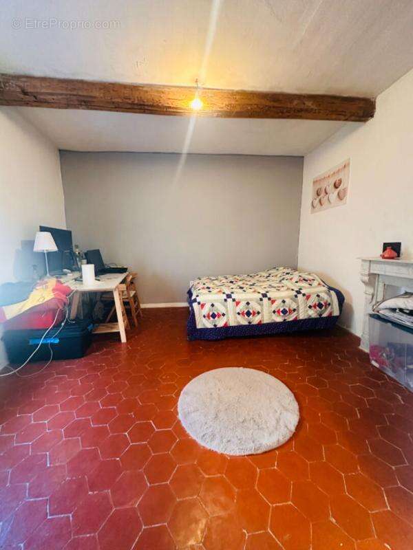 Maison à VILLENEUVE-LES-BEZIERS