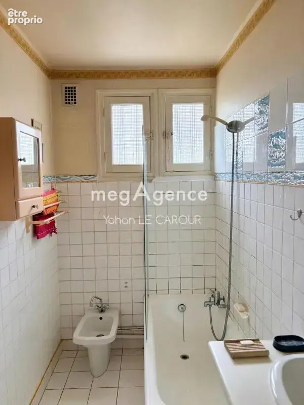 Vannes Bernus – Maison 150 m² avec 2 studios indépendants – Terrain clos 675 m² - photo 8