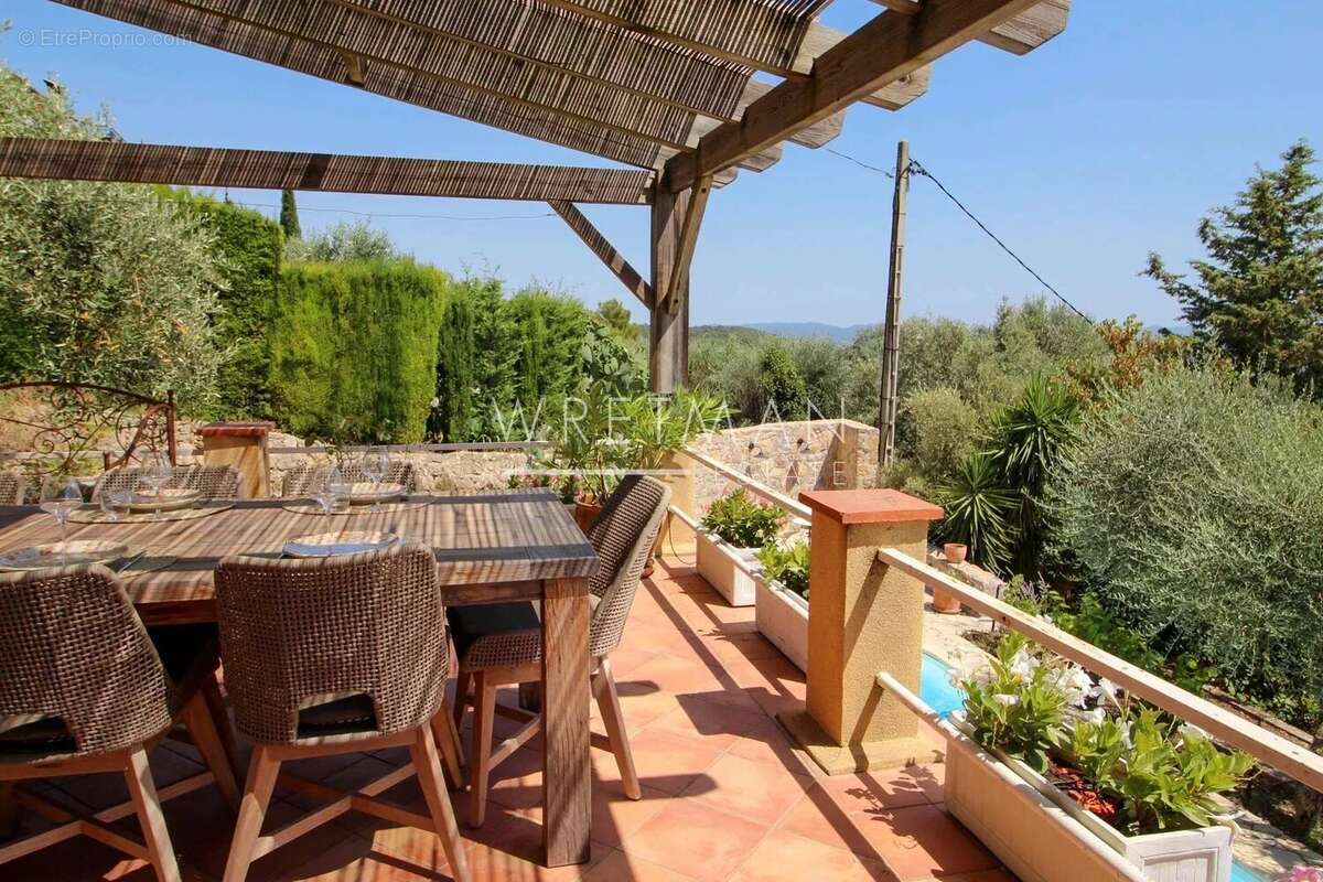 Maison à FAYENCE