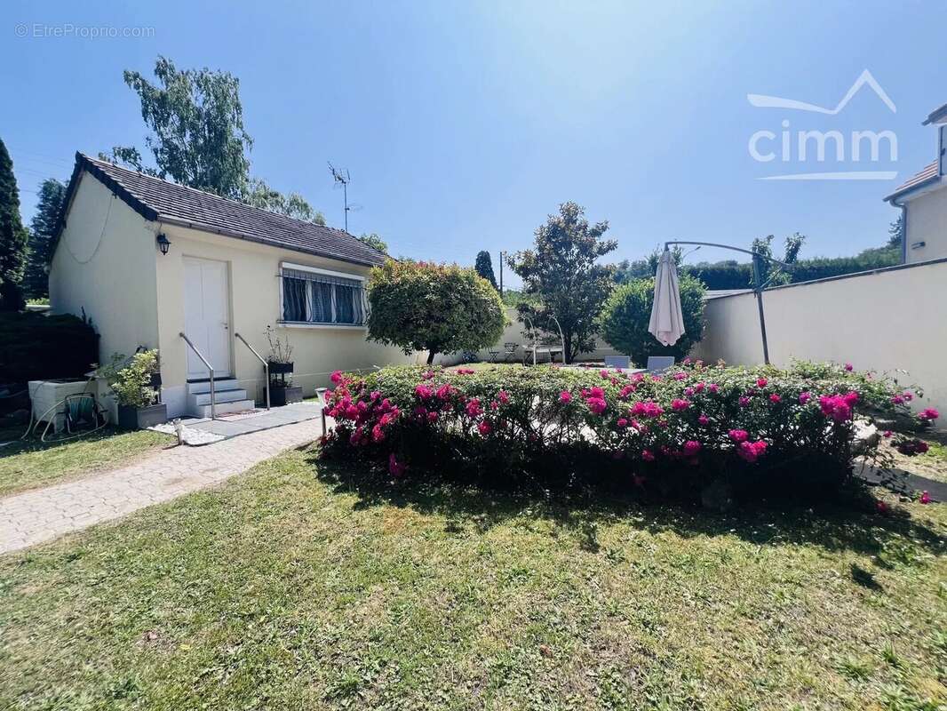 Maison à PONT-SAINTE-MAXENCE