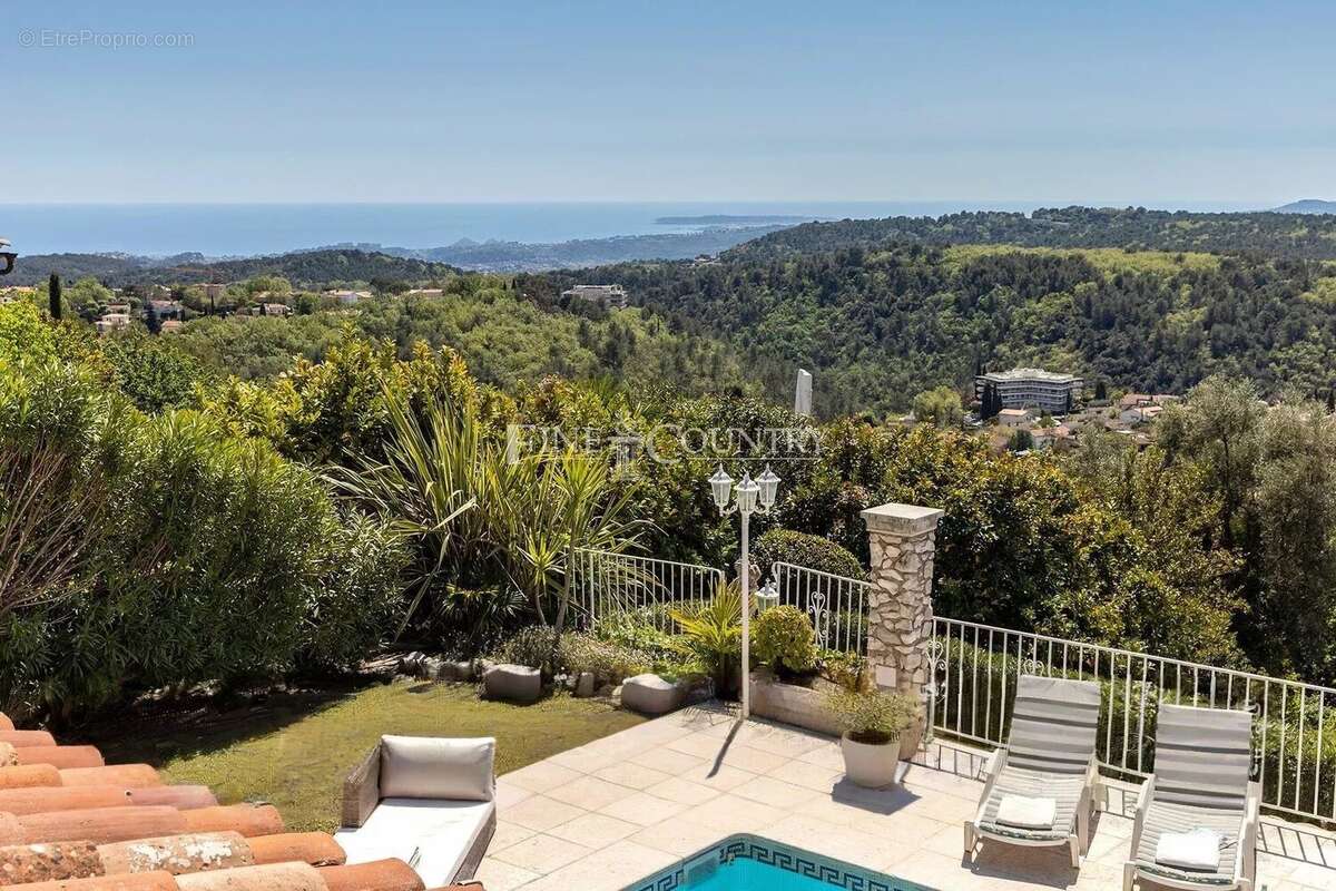 Maison à VENCE