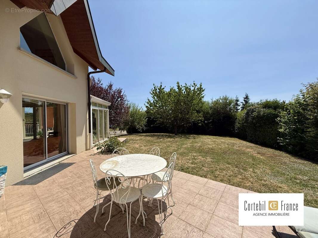 Maison 162 m² à Cernex  - photo 8