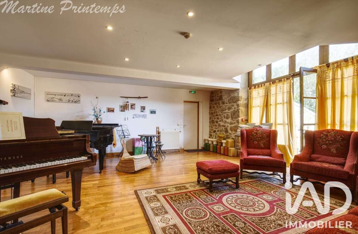 Maison 397 m² à Chalaux  - photo 4