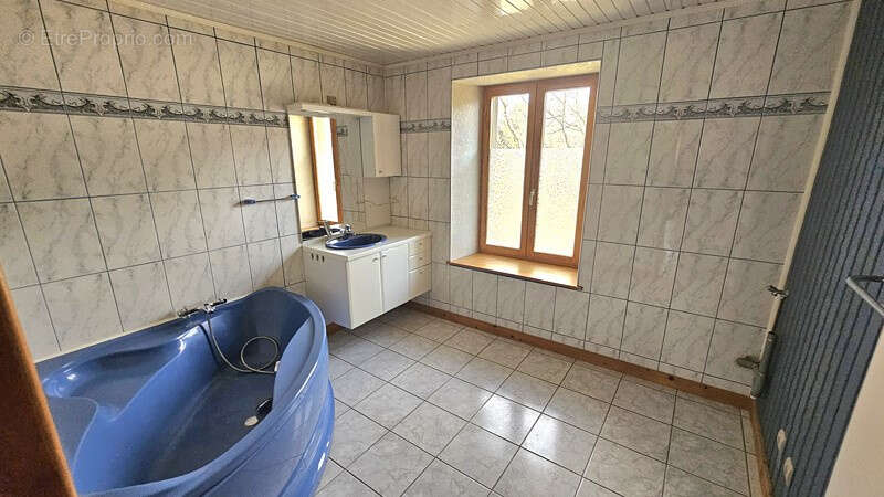 Appartement à FONCINE-LE-HAUT