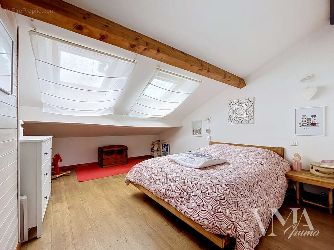 Maison à LENTILLY